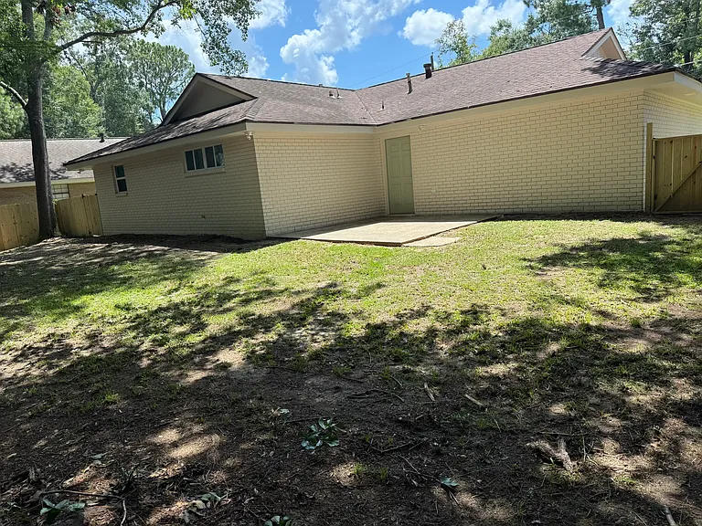 104 Comanche Dr — Photo 22