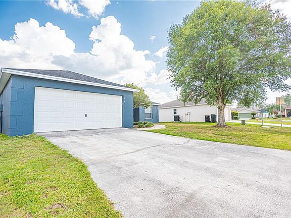 2nd image of 7913 Apple Blossom Dr