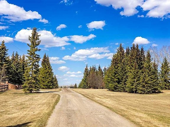 3rd image of 30076 Springbank Rd