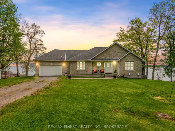 121 Hickory Ln, Frontenac Islands, ON K0H 2Y0