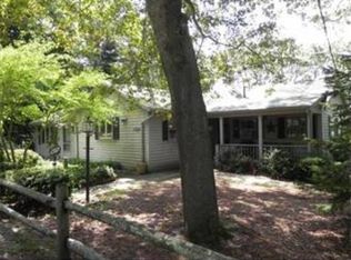 45 Mayflower Ridge Dr, Wareham, MA 02571