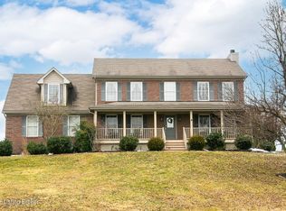 4804 Sycamore Run Cir, La Grange, KY 40031
