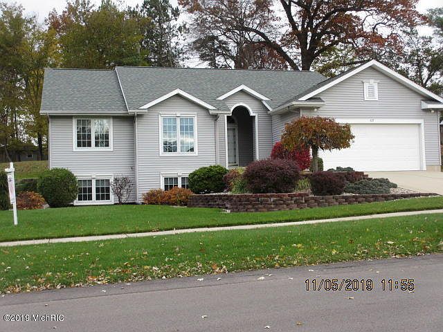 1st image of 629 Pendleton Dr NE