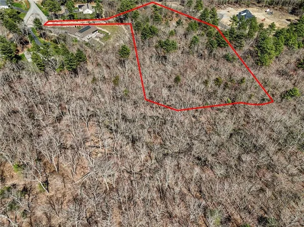 44 Highland Ct, Exeter, RI 02822