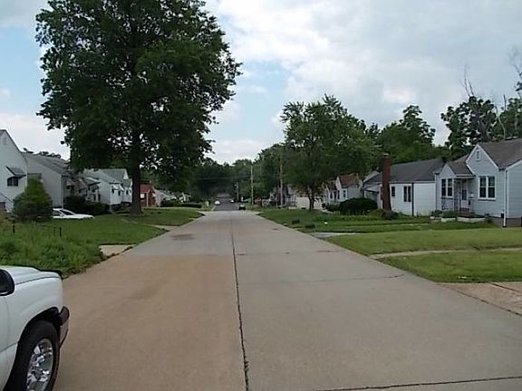 5th image of 7414 Calvin Ave