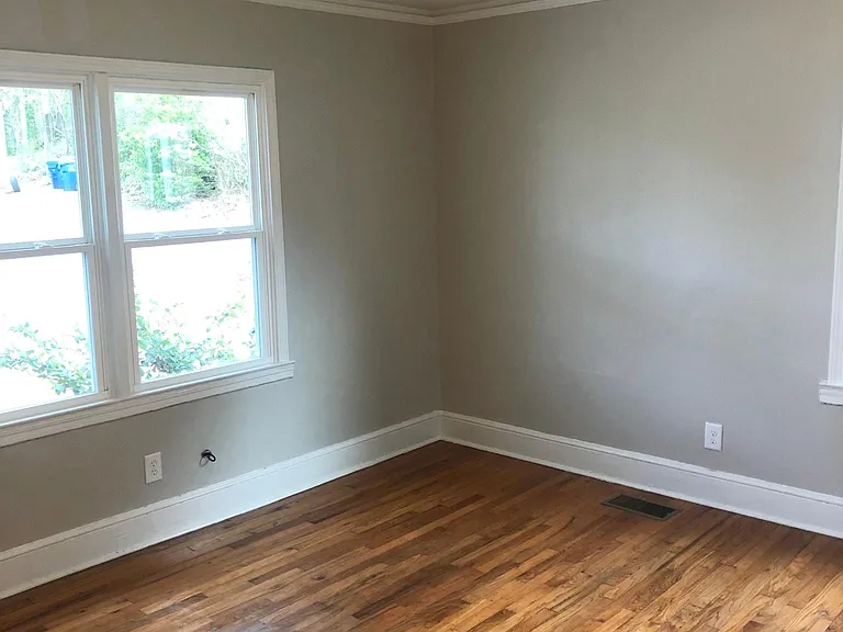 897 Margaret Pl NW — Photo 5