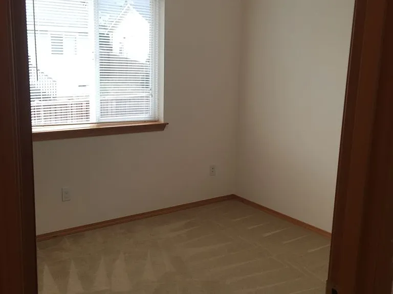 1557 NW Camellia Loop — Photo 14