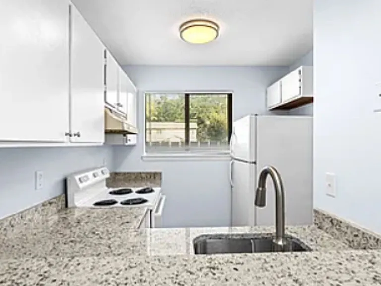 2807 Waddell Rd #15 — Photo 3