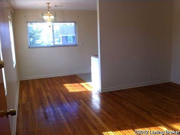 2nd image of 2901 Noe Ct