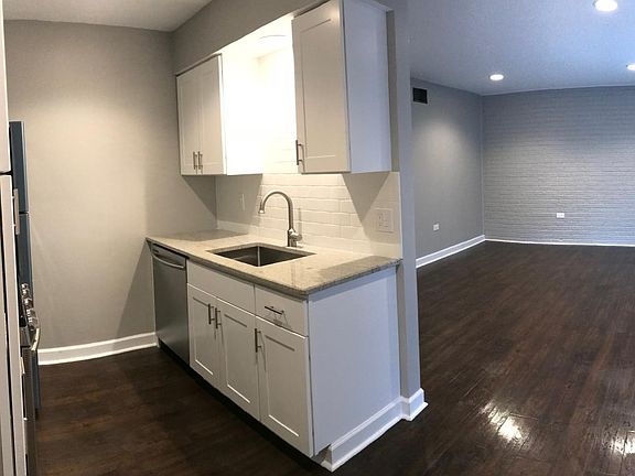 4th image of 1672 2nd St APT 4
