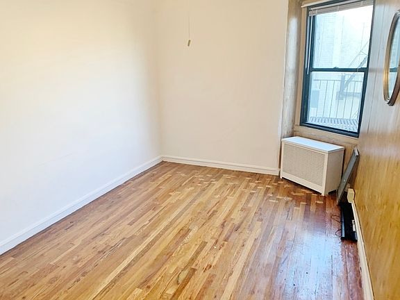 3rd image of 21-47 33rd St #5EE