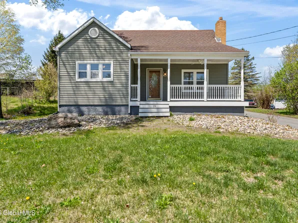 19 Champlain Road, Stillwater, NY 12170