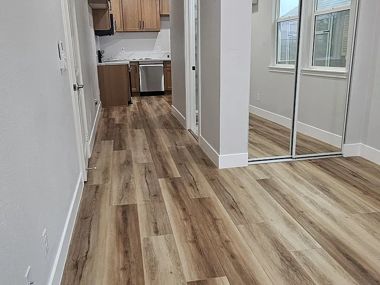 13717 Constance Ave — Photo 6