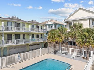1314 S Lake Park Blvd #4, Carolina Beach, NC 28428