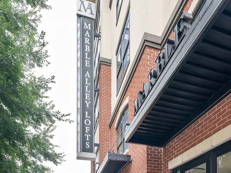 Marble Alley Lofts — Photo 29