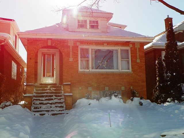 1st image of 7911 W Fletcher St