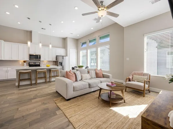 4450 W Tidwell Rd #I, Houston, TX 77091