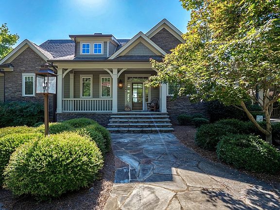 4th image of 216 Waters Edge Dr