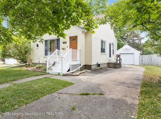 2118 Roberts Ln, Lansing, MI 48910