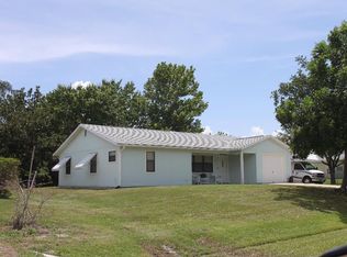 885 Cody Ave, Sebastian, FL 32958