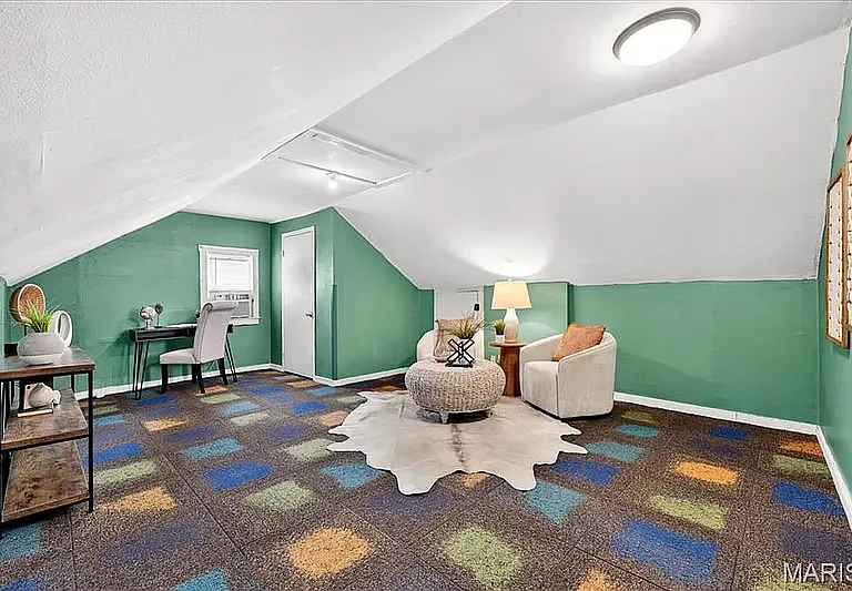 815 Cornell Ave — Photo 26