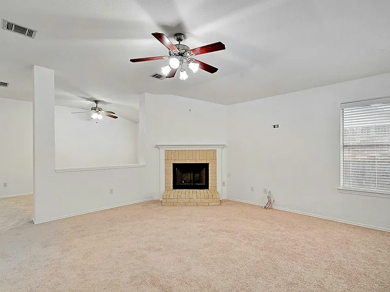 8605 Ganttcrest Dr — Photo 6
