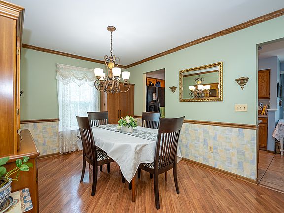 4th image of 20823 W Aspen Ct