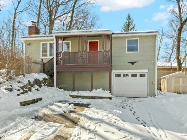 2 Craig Rd, Vernon Twp., NJ 07462