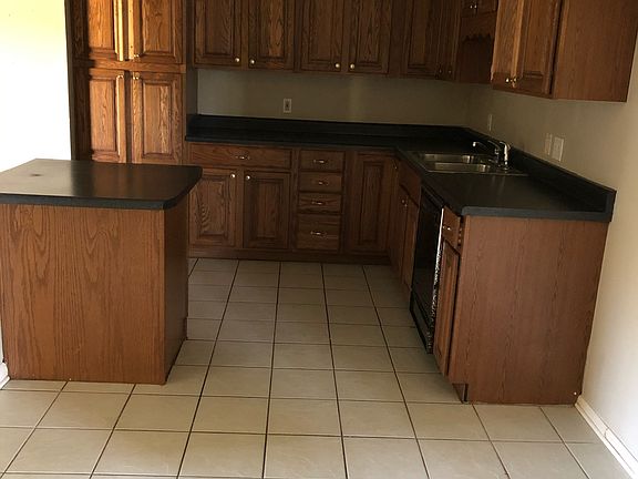 4th image of 3553 Wingfield Dr