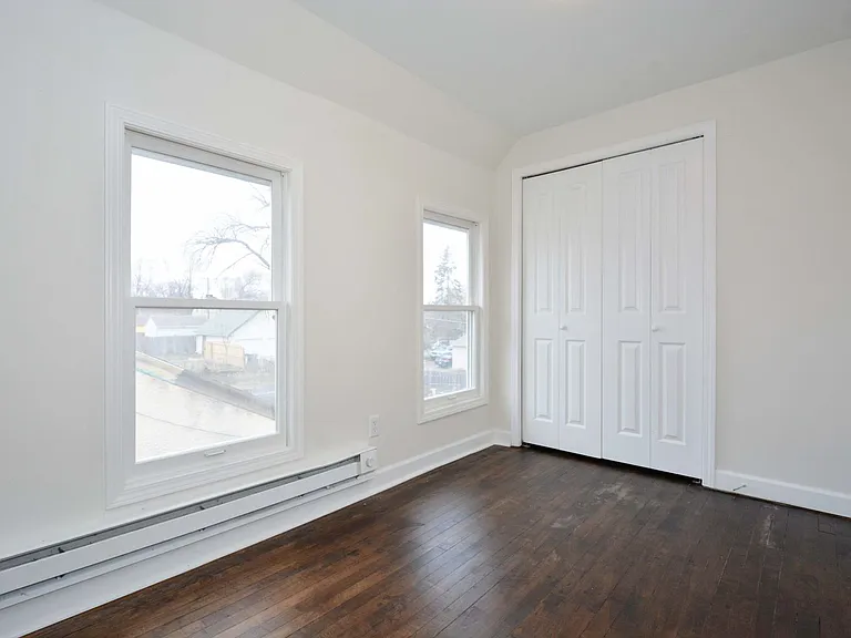 1165 Minnehaha Ave E — Photo 8