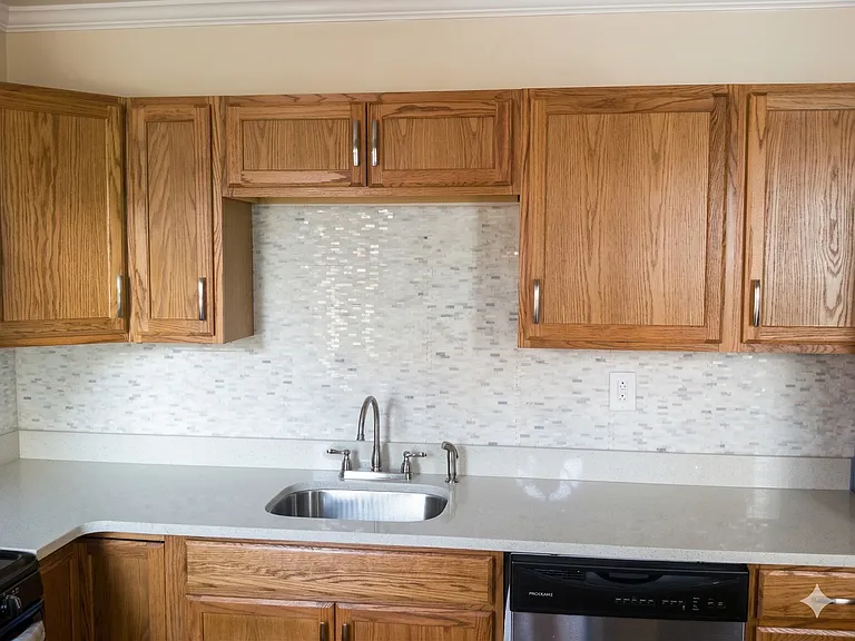 1916 Larkins Way — Photo 3