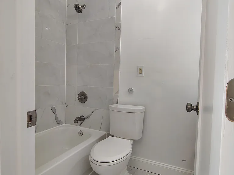 14301 Ansted Rd — Photo 18