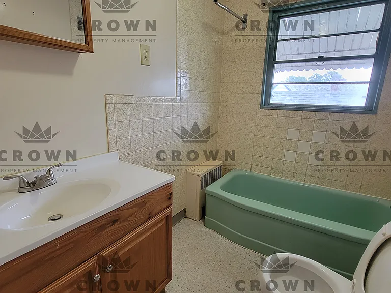 1217 Richardson Ct #2 — Photo 6