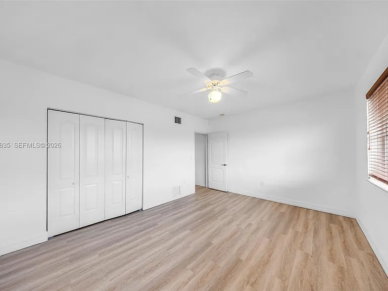 7801 Hispanola Ave #4 — Photo 15