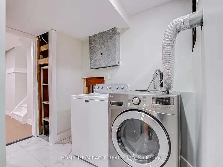 122 Ormond Dr — Photo 40
