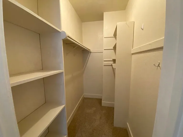 6000 Shadow Valley Cv #A — Photo 18