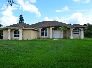 18347 Hamlin Blvd S, Loxahatchee, FL 33470