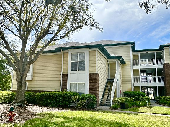 4th image of 10122 Winsford Oak Blvd #1401