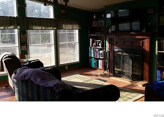 4th image of 255 Belmont Ln