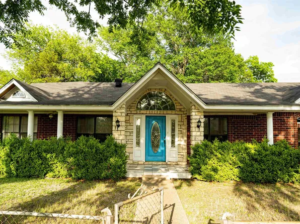 2121 Tyler Ave, Tyler, TX 75702