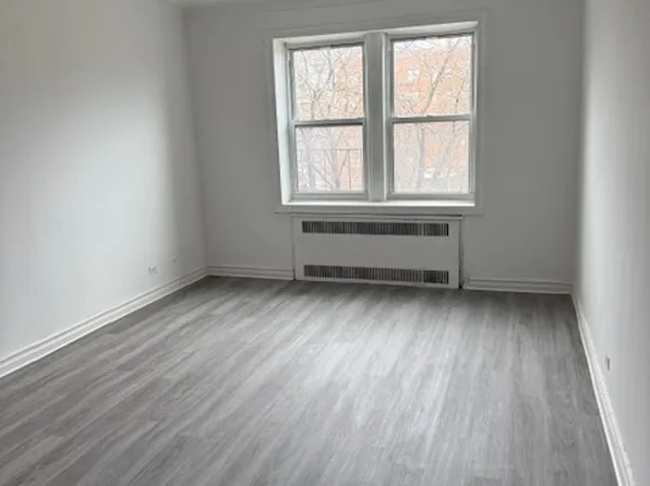 280 Ocean Parkway image 1 of 6