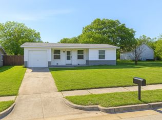 4305 Carmel Ave, Fort Worth, TX 76119