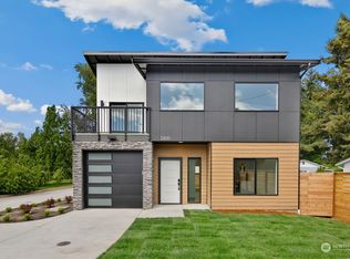 12835 9th Ave SW, Burien, WA 98146