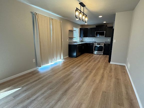 5th image of 6802 Galpin Dr