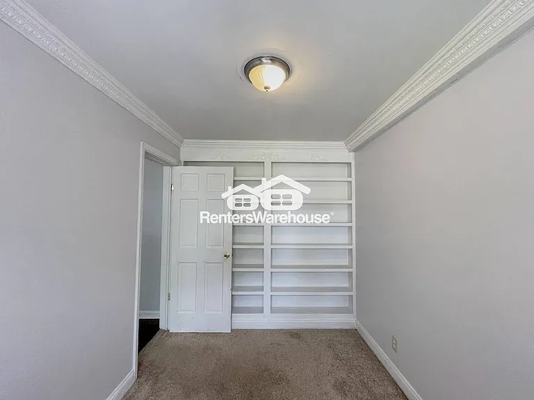 3920 Davis St — Photo 5