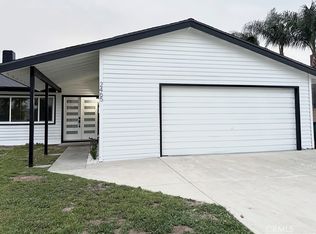 2465 N Idyllwild Ave, Rialto, CA 92377