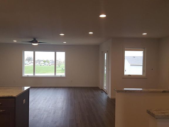 4th image of 2112 L Ave