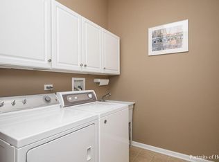 1667 Briarheath Dr, Aurora, IL 60505