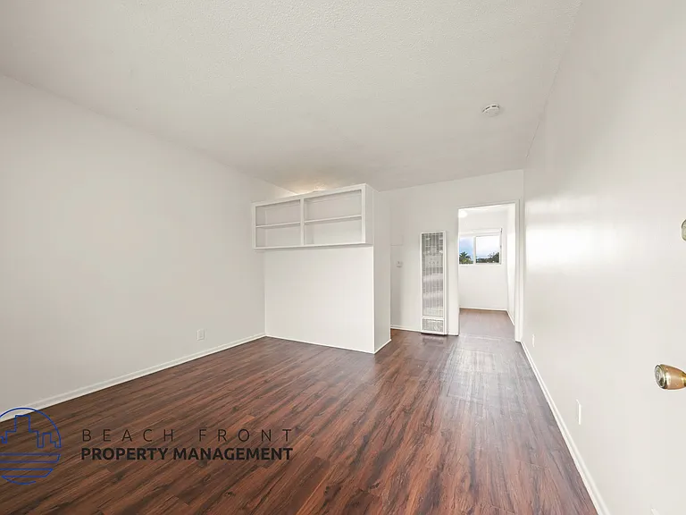 12233 Manor Dr. — Photo 7