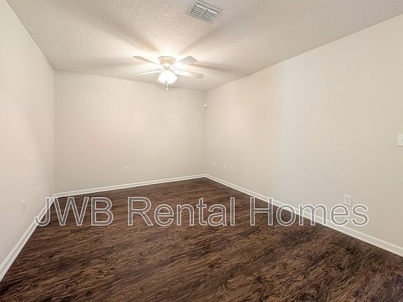 5th image of 7141 Timmerman Ln